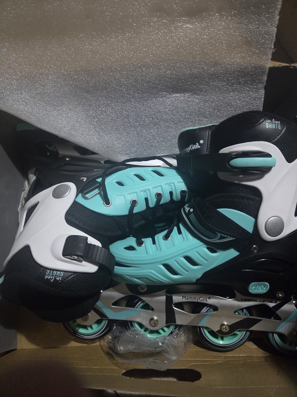 MammyGo Adjustable Inline Skates in Teal and Black